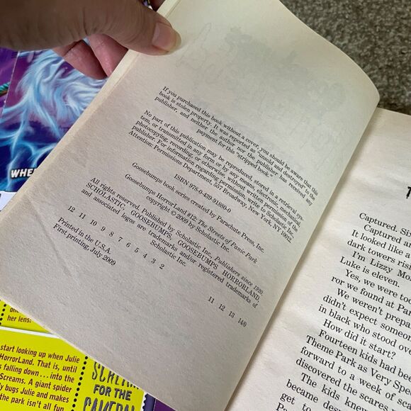 (Lot of 5) R. L. Stine Goosebumps Books 1st Editions: 5,8,9,12,13, - Picture 10 of 16